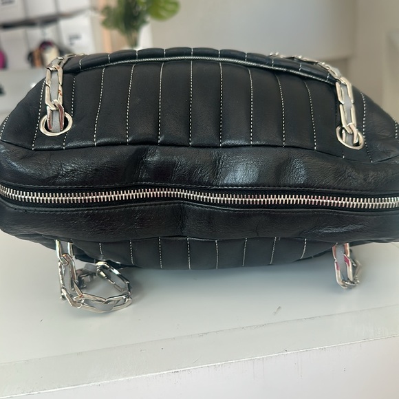 CHANEL Mademoiselle Ligne large black Calfskin camera bag 2006 or trade - Picture 7 of 17